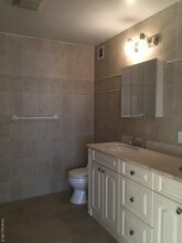 26 W Broadway in Long Beach, NY - Building Photo - Building Photo