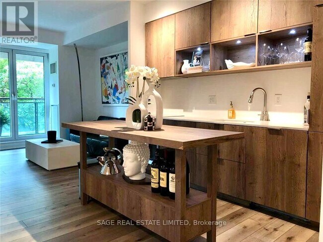 property at 20-320 Scrivener Square