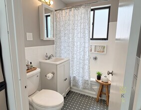 48 Harvard Ave, Unit B1 in Boston, MA - Building Photo - Building Photo