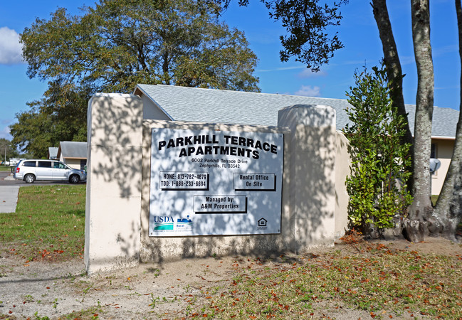 Park Hill Terrace in Zephyrhills, FL - Building Photo - Building Photo