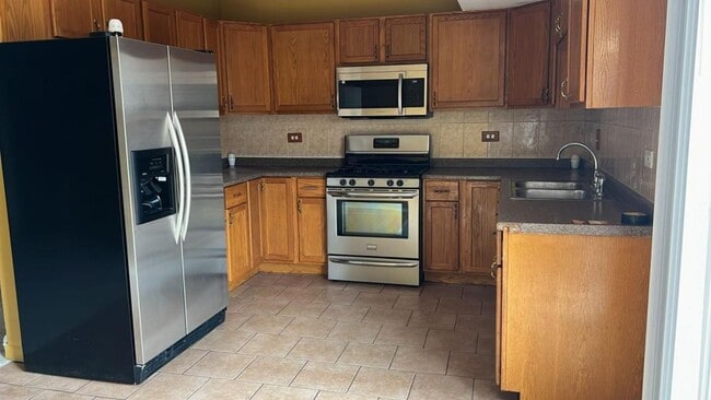property at 5614 Pebblebeach Dr