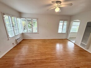 1155 N Genesee Ave in West Hollywood, CA - Building Photo - Building Photo