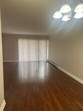 1919 Prairie Square in Schaumburg, IL - Building Photo - Building Photo