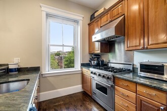 70 Waltham St in Boston, MA - Building Photo - Building Photo