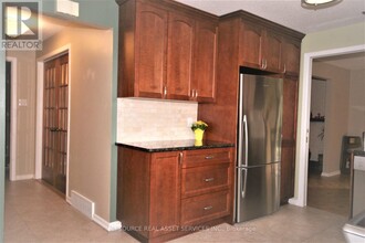 130 Withrow Ave in Ottawa, ON - Building Photo - Building Photo