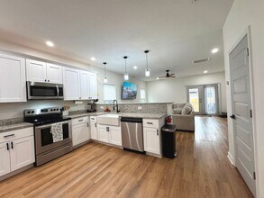 126 Riverview Ave in Portsmouth, VA - Building Photo - Building Photo