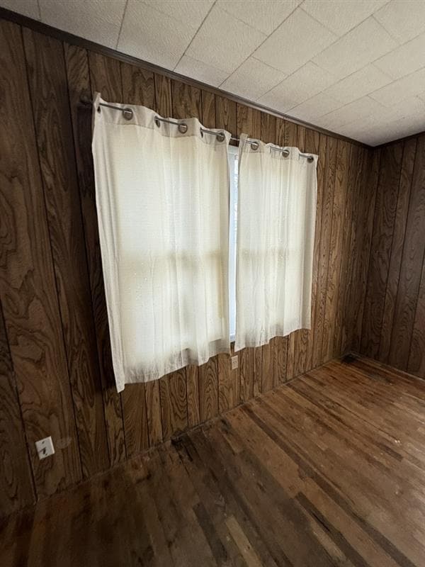 611 E 5th St in Cameron, TX - Building Photo - Building Photo