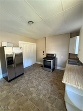 2355 Hoge Ave in Zanesville, OH - Building Photo - Building Photo