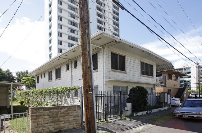 1213 Matlock Ave in Honolulu, HI - Building Photo - Building Photo