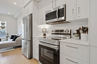 Sage Hill Estates Apartments in Calgary, AB - Building Photo - Building Photo