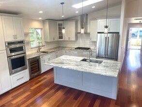 8 Waiwali St in Kihei, HI - Building Photo - Building Photo