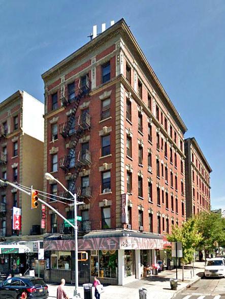 property at 160 Wadsworth Ave