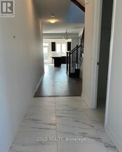 77 Suzuki St in Barrie, ON - Building Photo - Building Photo