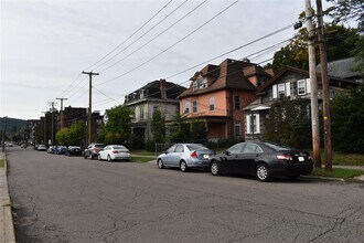 123 Oak St in Binghamton, NY - Building Photo - Building Photo