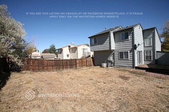 17989 E Colgate Pl in Aurora, CO - Foto de edificio - Building Photo