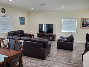 10942 Mac St in Anaheim, CA - Building Photo - Building Photo