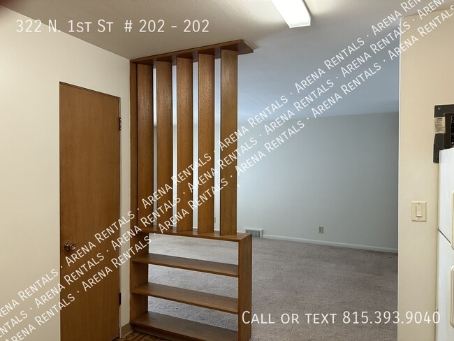 322 N 1st St in Rockford, IL - Building Photo - Building Photo