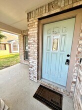 10124 Barton Creek Dr in Waco, TX - Building Photo - Building Photo
