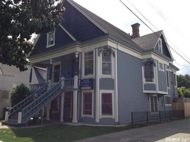 2016 10th St Apartamentos