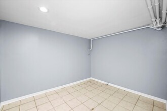 3353 W Evergreen Ave in Chicago, IL - Building Photo - Building Photo