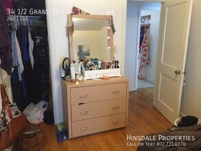 34 1/2 Grant St-Unit -34 1/2 in Burlington, VT - Building Photo - Building Photo