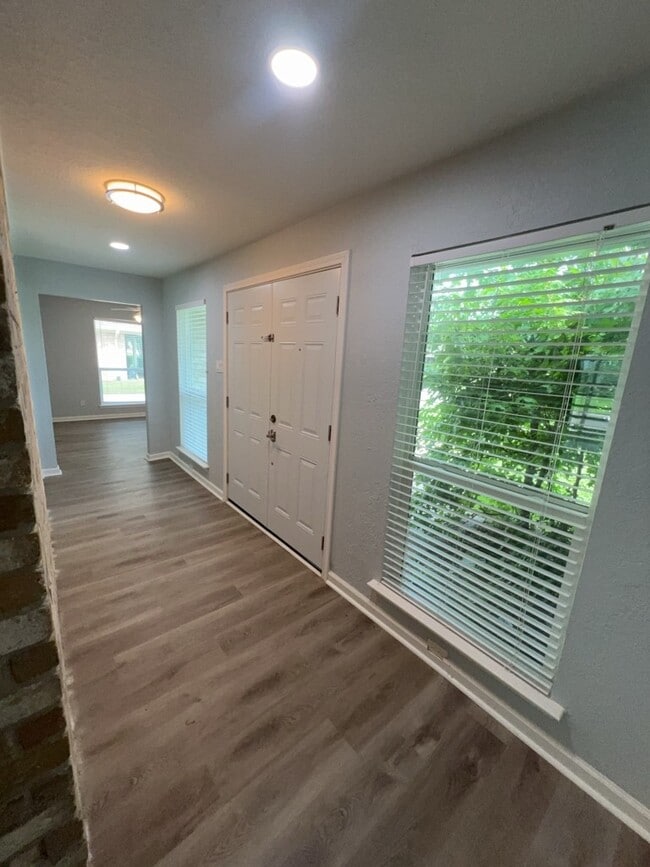 27226 W Pyeatt Ln in Conroe, TX - Building Photo - Building Photo
