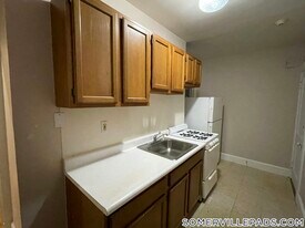 155 Summer St in Somerville, MA - Building Photo