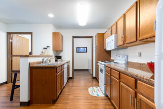 West River at Dickinson in Dickinson, ND - Building Photo - Interior Photo