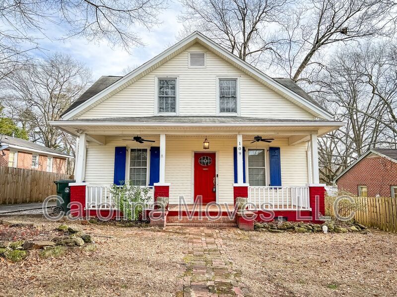 109 Briarcliff Dr in Greenville, SC - Building Photo