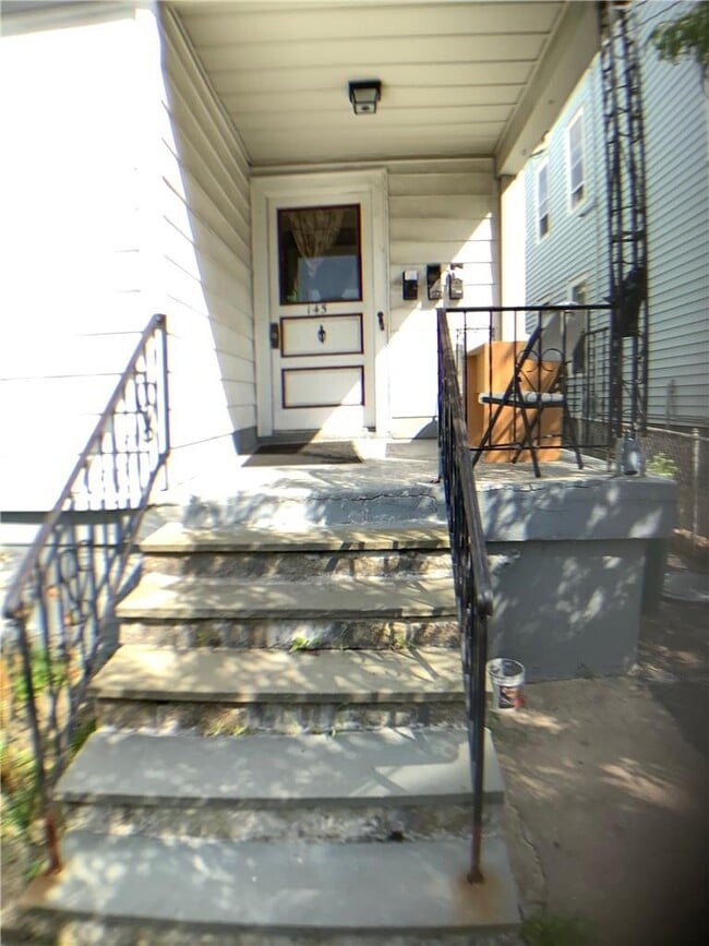 145 N Terrace Ave in Mount Vernon, NY - Building Photo - Building Photo