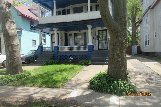 1609 Holyrood Rd, Unit 1609 Holyrood-3rd floor