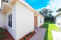 838 SW Rocky Bayou Terrace in Port St. Lucie, FL - Building Photo - Building Photo