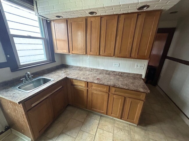 property at 7 Rawson St