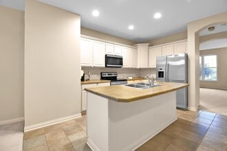 6155 Cenpac Ave, Unit 6155 in Columbus, OH - Building Photo - Building Photo