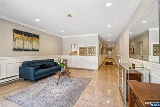 420 Passaic St, Unit 2H in Hackensack, NJ - Building Photo - Building Photo