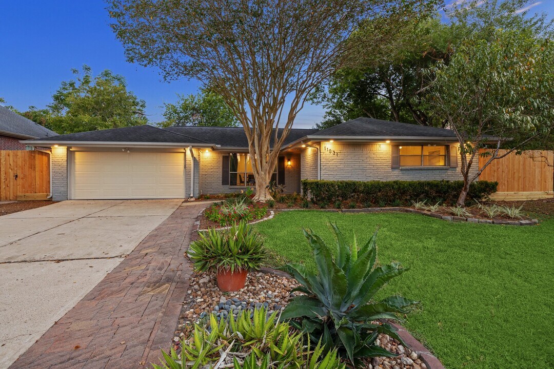 11531 Gaymoor Dr in Houston, TX - Building Photo