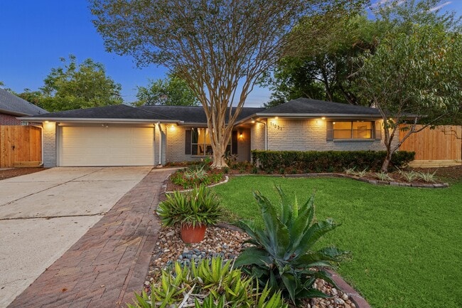 property at 11531 Gaymoor Dr