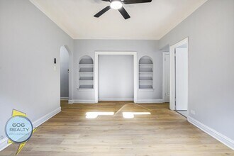 5244.5 S Drexel Ave in Chicago, IL - Building Photo - Building Photo