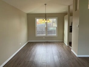 458 W Avery St in Elmhurst, IL - Building Photo - Building Photo
