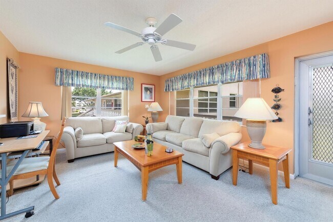 322 Windsor N in West Palm Beach, FL - Building Photo - Building Photo