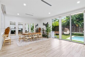 1816 SW 23rd St in Miami, FL - Building Photo - Building Photo