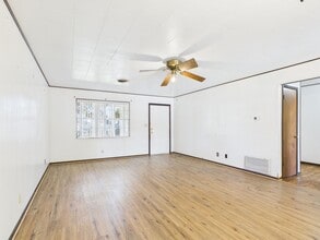 126 Northwest Dr in Fredericksburg, TX - Building Photo - Building Photo