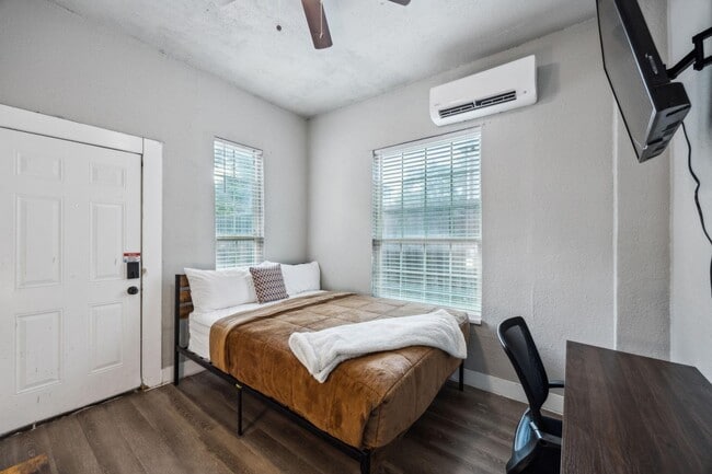 605 S Oak Cliff Blvd, Unit Unit 2