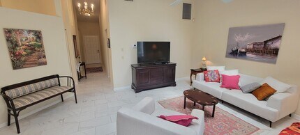 701 Bannock Ln in Palm Beach Gardens, FL - Foto de edificio - Building Photo