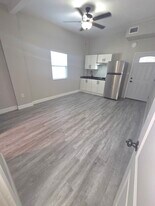 2410 11th St, Unit Studio/Efficiency For Rent in St. Cloud, FL - Building Photo