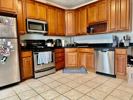 12 Marcella St, Unit 2 in Cambridge, MA - Building Photo
