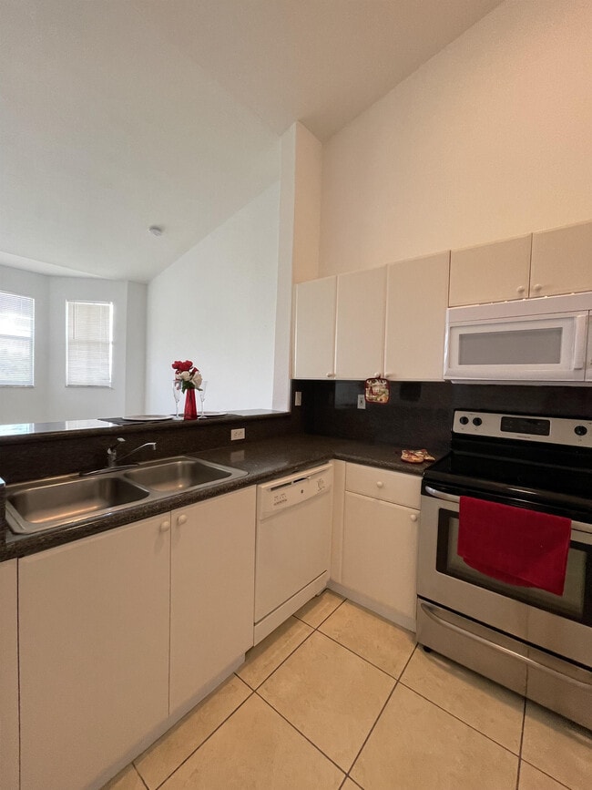 2551 SE 16th Terrace