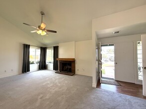 144 Roper Ct in Encinitas, CA - Building Photo - Building Photo