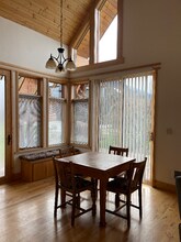 275 Bowman Rd in Hamilton, MT - Building Photo - Building Photo