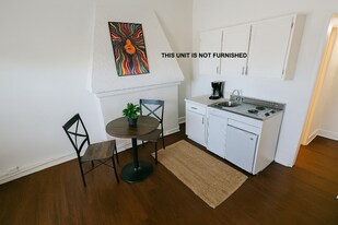 844 S Westlake Ave in Los Angeles, CA - Building Photo